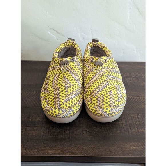 NWOB UGG Women's Maxi Heritage Braid Burnt Olive Platform Clog Shoes - Size 9 - Picture 4 of 8